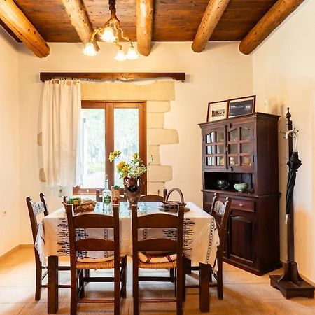 Villa Aloni Fílippos Esterno foto
